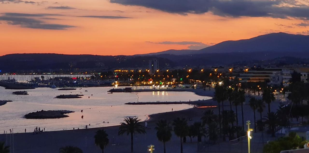 Superbe Appartement Plage Saint-Laurent Du Var Екстериор снимка