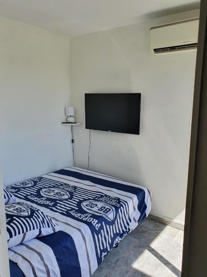 Superbe Appartement Plage Saint-Laurent Du Var Екстериор снимка