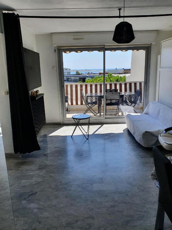 Superbe Appartement Plage Saint-Laurent Du Var Екстериор снимка